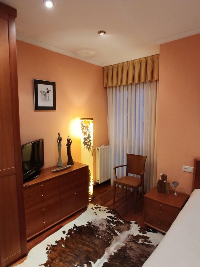 Hogar, A Modo De Hotel Gijón Dış mekan fotoğraf